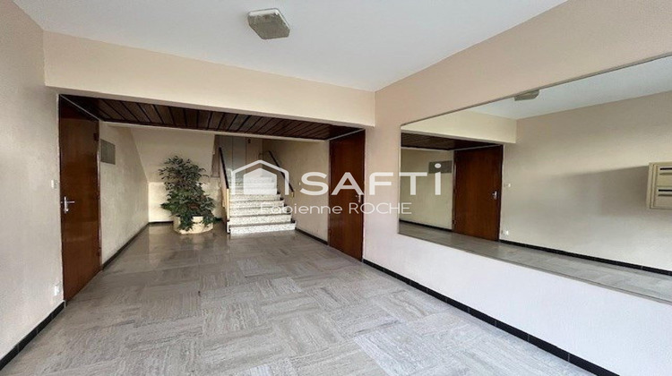 Ma-Cabane - Vente Appartement Saint-Priest-en-Jarez, 93 m²