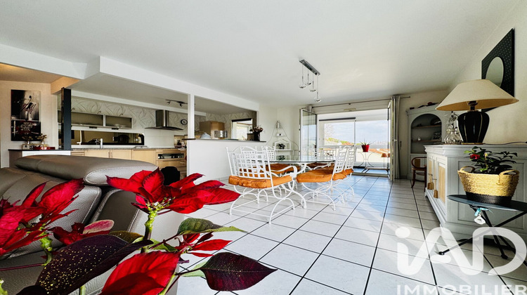 Ma-Cabane - Vente Appartement Saint-Priest-en-Jarez, 116 m²