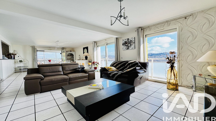 Ma-Cabane - Vente Appartement Saint-Priest-en-Jarez, 116 m²