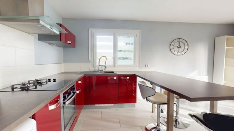 Ma-Cabane - Vente Appartement SAINT PRYVE SAINT MESMIN, 52 m²