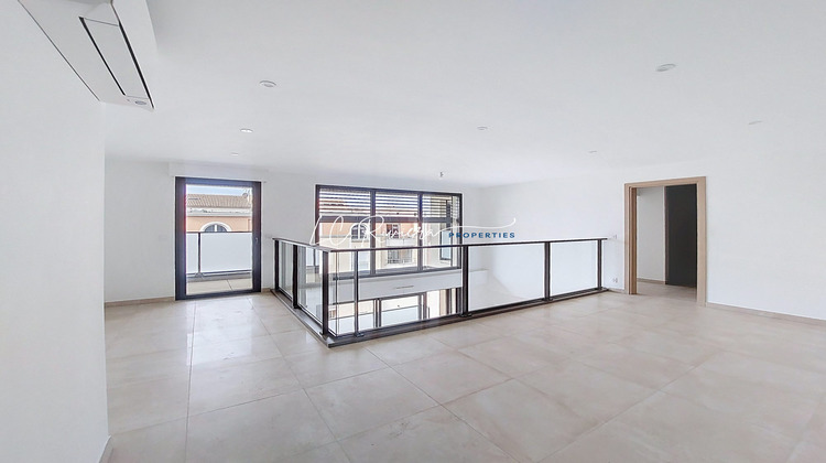 Ma-Cabane - Vente Appartement Saint-Raphaël, 117 m²