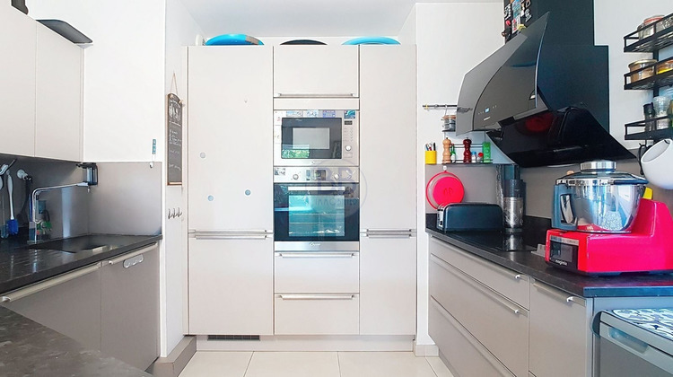 Ma-Cabane - Vente Appartement Saint-Raphaël, 77 m²