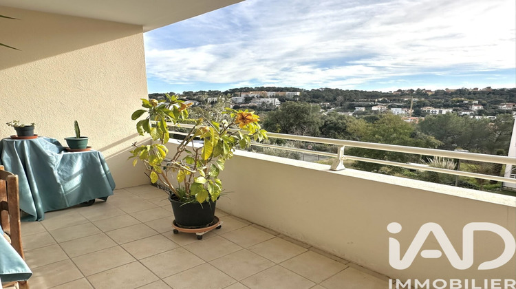 Ma-Cabane - Vente Appartement Saint-Raphaël, 75 m²