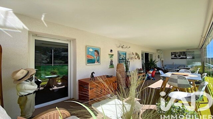 Ma-Cabane - Vente Appartement Saint-Raphaël, 75 m²
