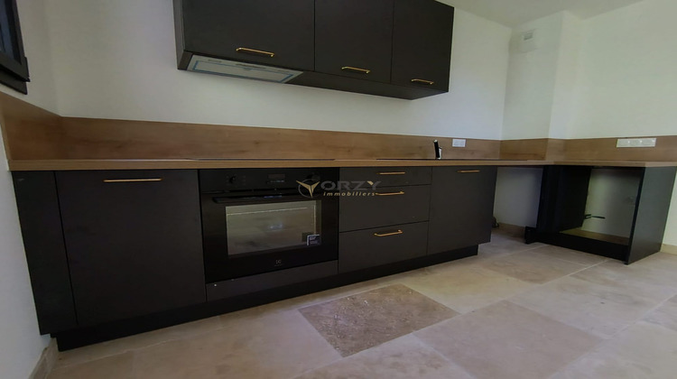 Ma-Cabane - Vente Appartement Saint-Rémy-de-Provence, 75 m²