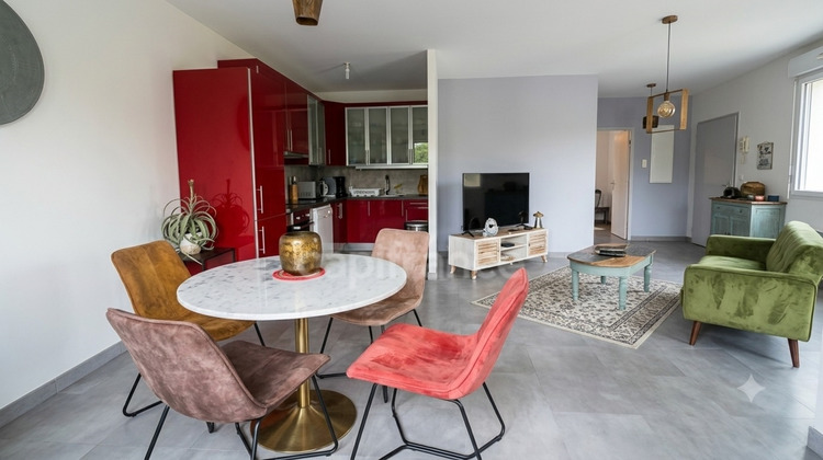 Ma-Cabane - Vente Appartement SAINT REMY DE PROVENCE, 62 m²