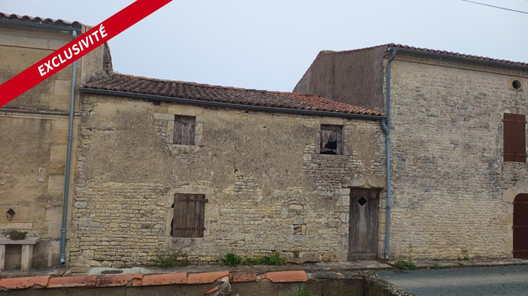 Ma-Cabane - Vente Appartement SAINT SATURNIN DU BOIS, 83 m²