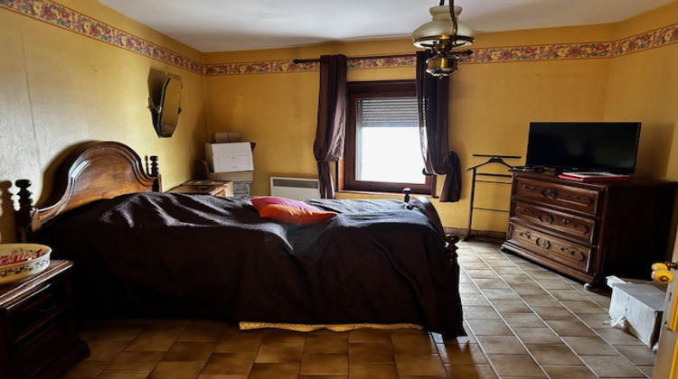 Ma-Cabane - Vente Appartement Saint-Saulve, 160 m²