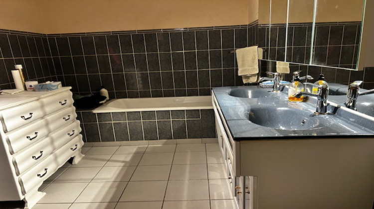 Ma-Cabane - Vente Appartement Saint-Saulve, 160 m²