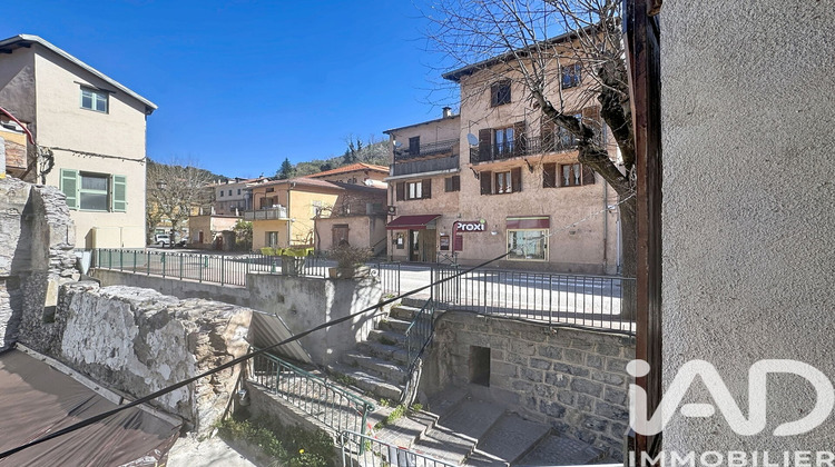 Ma-Cabane - Vente Appartement Saint-Sauveur-sur-Tinée, 52 m²