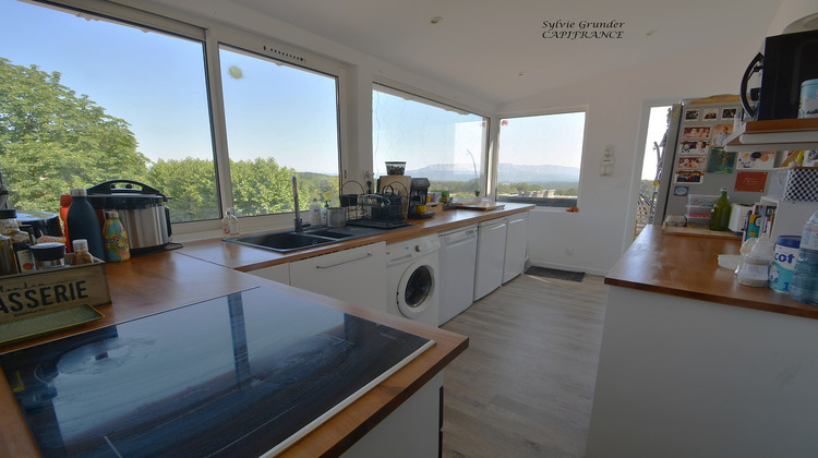 Ma-Cabane - Vente Appartement SAINT SAVOURNIN, 69 m²