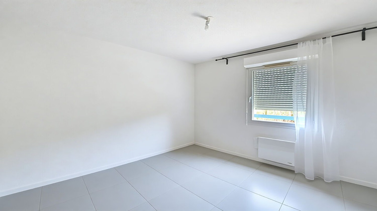 Ma-Cabane - Vente Appartement Saint-Seurin-sur-l'Isle, 59 m²