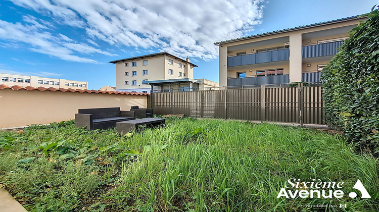 Ma-Cabane - Vente Appartement SAINT-SYMPHORIEN-D'OZON, 65 m²