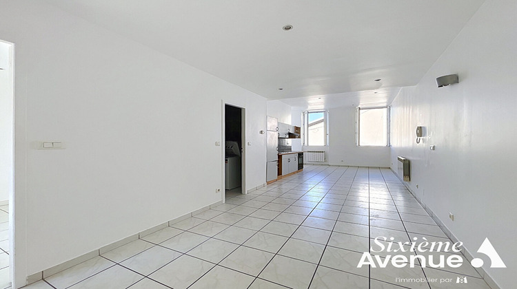 Ma-Cabane - Vente Appartement SAINT-SYMPHORIEN-D'OZON, 40 m²