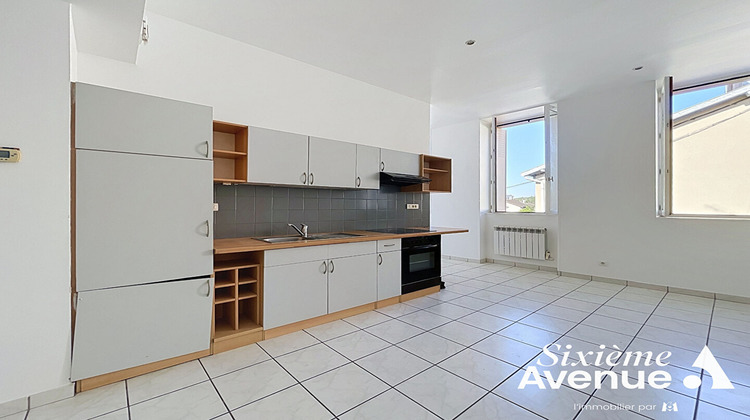Ma-Cabane - Vente Appartement SAINT-SYMPHORIEN-D'OZON, 40 m²