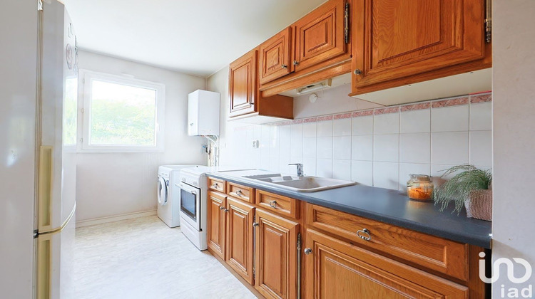 Ma-Cabane - Vente Appartement Saint-Thibault-des-Vignes, 65 m²