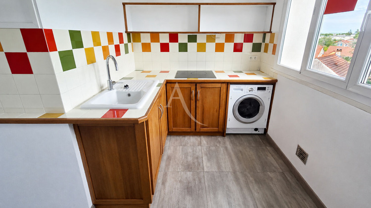 Ma-Cabane - Vente Appartement SAINT-THIBAULT-DES-VIGNES, 35 m²