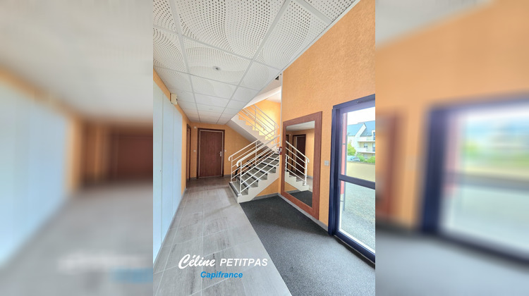 Ma-Cabane - Vente Appartement SAINT THURIAL, 68 m²