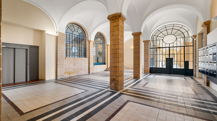 Ma-Cabane - Vente Appartement SAINTE-FOY-LES-LYON, 49 m²