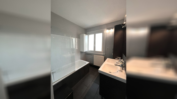 Ma-Cabane - Vente Appartement SAINTE-FOY-LES-LYON, 82 m²