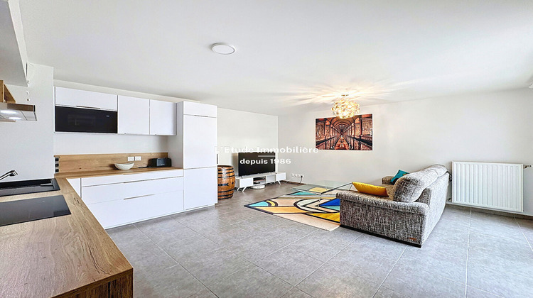 Ma-Cabane - Vente Appartement SAINTE-FOY-LES-LYON, 64 m²