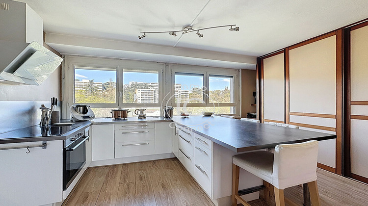 Ma-Cabane - Vente Appartement SAINTE-FOY-LES-LYON, 119 m²