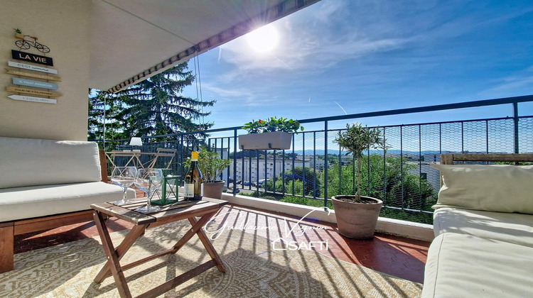 Ma-Cabane - Vente Appartement Sainte-Foy-les-Lyon, 106 m²