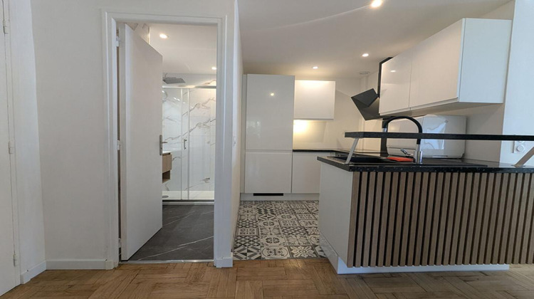 Ma-Cabane - Vente Appartement SAINTE FOY LES LYON, 50 m²