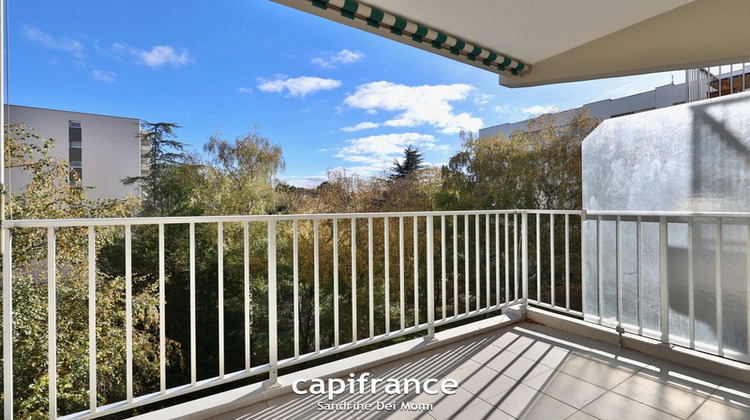 Ma-Cabane - Vente Appartement SAINTE FOY LES LYON, 68 m²