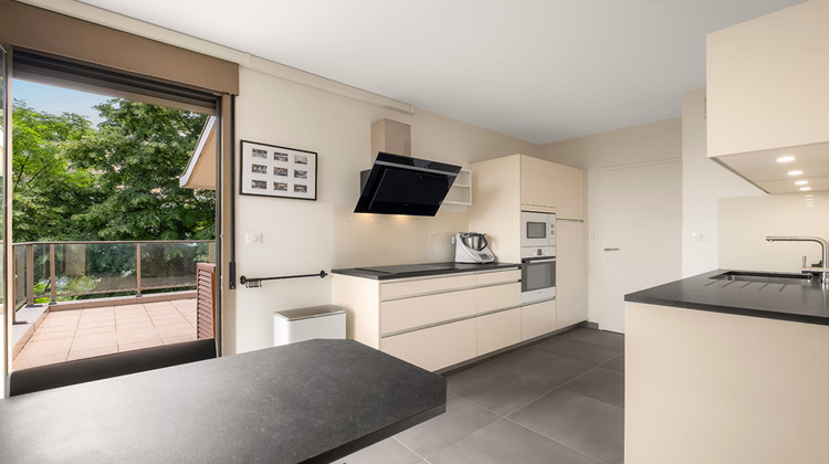 Ma-Cabane - Vente Appartement SAINTE-FOY-LES-LYON, 143 m²