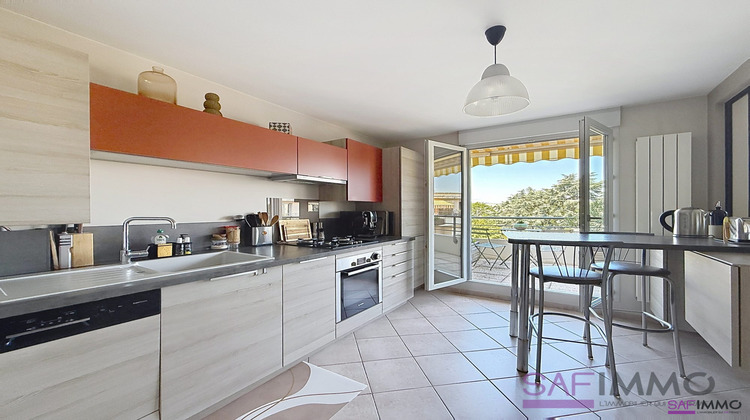 Ma-Cabane - Vente Appartement Sainte-Foy-lès-Lyon, 111 m²