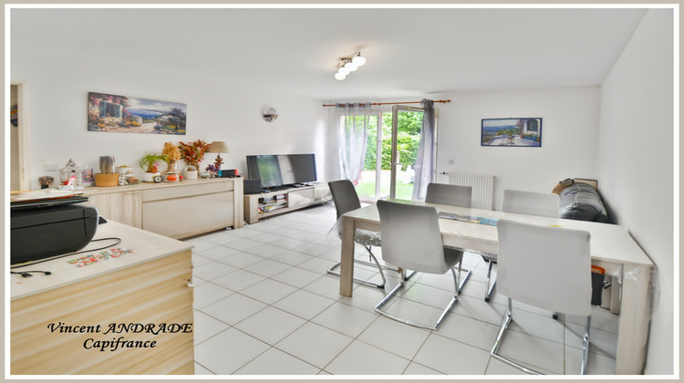 Ma-Cabane - Vente Appartement SAINTE GENEVIEVE DES BOIS, 63 m²