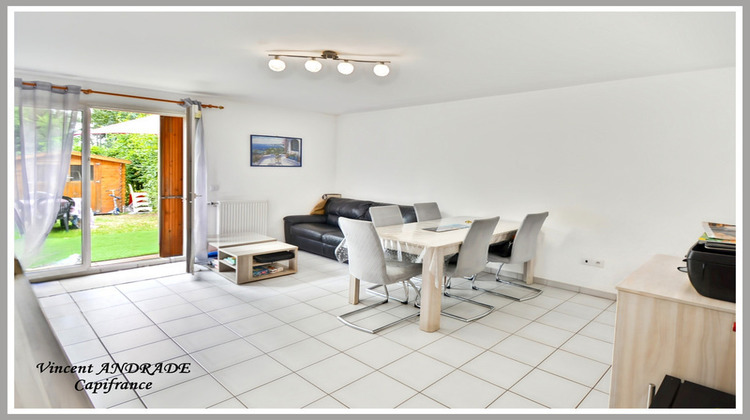 Ma-Cabane - Vente Appartement SAINTE GENEVIEVE DES BOIS, 63 m²