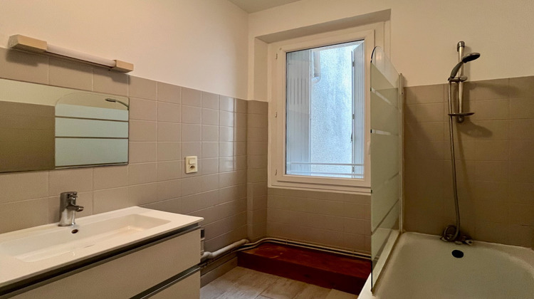 Ma-Cabane - Vente Appartement SAINTE-LIVRADE-SUR-LOT, 84 m²