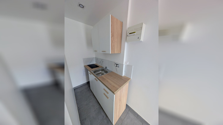 Ma-Cabane - Vente Appartement Sainte-Savine, 26 m²