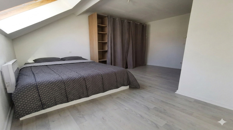 Ma-Cabane - Vente Appartement SAINTE-SUZANNE, 66 m²