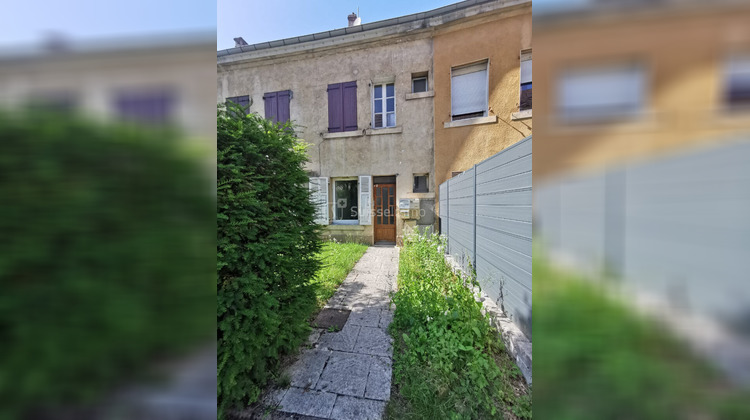 Ma-Cabane - Vente Appartement SAINTE-SUZANNE, 66 m²