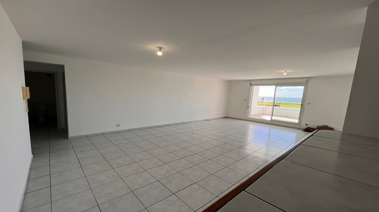 Ma-Cabane - Vente Appartement SAINTE SUZANNE, 90 m²