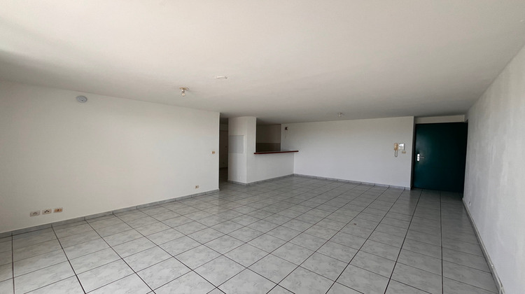 Ma-Cabane - Vente Appartement SAINTE SUZANNE, 90 m²