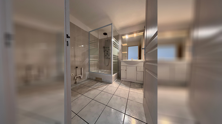 Ma-Cabane - Vente Appartement SAINTE SUZANNE, 90 m²