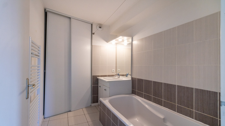 Ma-Cabane - Vente Appartement Saintes, 56 m²