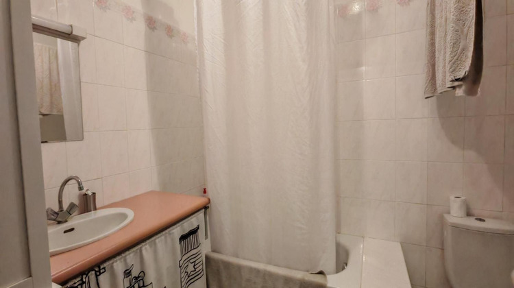 Ma-Cabane - Vente Appartement SAINTES, 70 m²