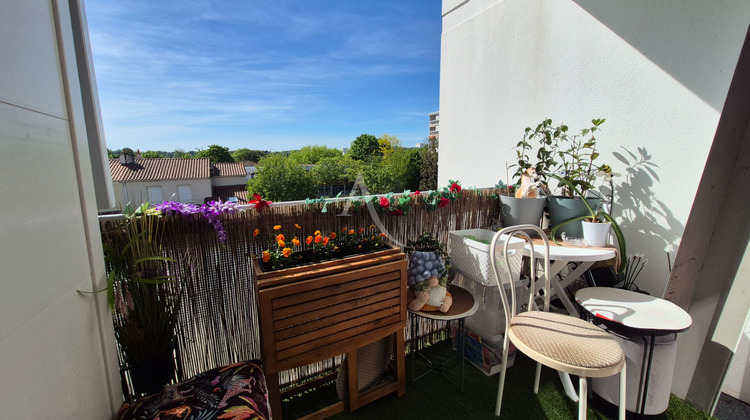 Ma-Cabane - Vente Appartement SAINTES, 69 m²