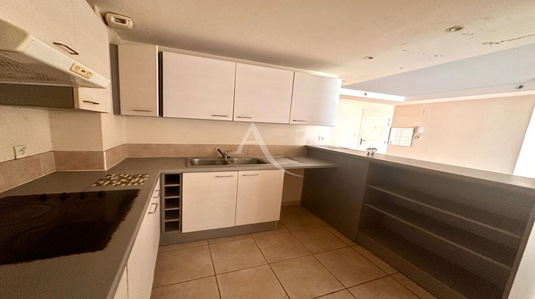 Ma-Cabane - Vente Appartement SAINTES, 79 m²
