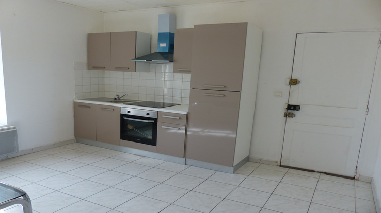 Ma-Cabane - Vente Appartement Salin de giraud, 65 m²