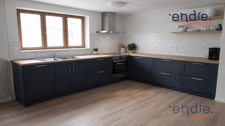 Ma-Cabane - Vente Appartement Salins-les-Bains, 137 m²