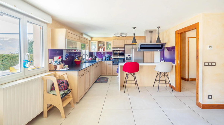 Ma-Cabane - Vente Appartement SALLANCHES, 145 m²