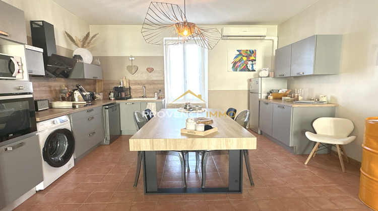 Ma-Cabane - Vente Appartement Salon-de-Provence, 75 m²