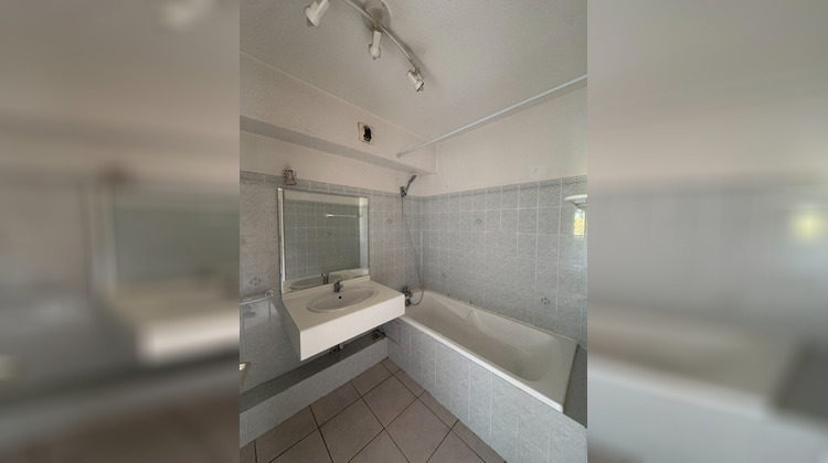 Ma-Cabane - Vente Appartement SALON-DE-PROVENCE, 31 m²