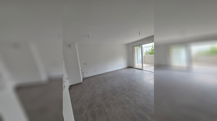 Ma-Cabane - Vente Appartement SALON-DE-PROVENCE, 60 m²